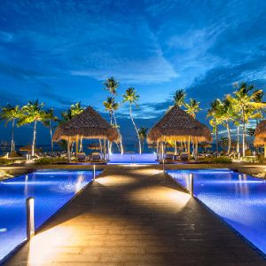 Maldives Honeymoon Packages Emerald Resort & Spa Pool1