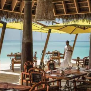Anantara Kihavah Maldives Villas Maldives Honeymoon Packages Plates