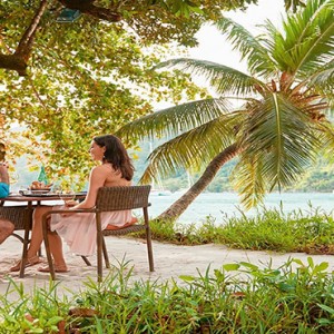 Constance Ephelia - Luxury Seychelles Honeymoon Packages - Cyann beach lunch