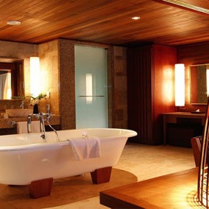 Constance Ephelia - Luxury Seychelles Honeymoon Packages - Hillside Villa bathroom