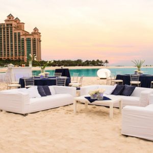 Cove Beach Group Celebration The Cove At Atlantis Bahamas Honeymoons