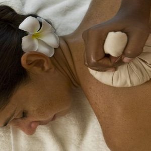 Spa Massage1 The Fortress Resort & Spa Sri Lanka Honeymoons