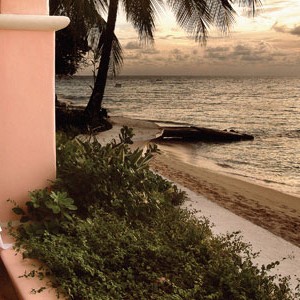 Fairmont Royal Pavilion beach dining ocean view romantic meal