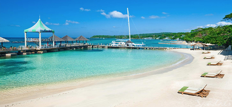 Sandals Ochi Beach Resort | Jamaica Honeymoon | Honeymoon Dreams