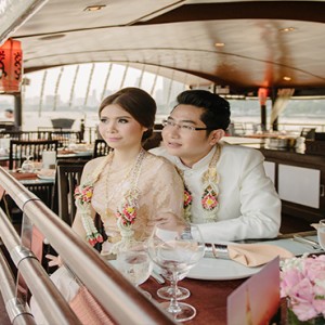 Thailand Honeymoon Packages Banyan Tree Bangkok Wedding Couple On Boat
