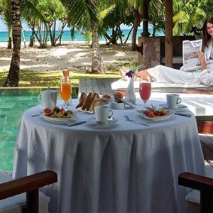 Constance Lemuria - Luxury Seychelles Honeymoon Packages - Beach villa with pool relaxation area