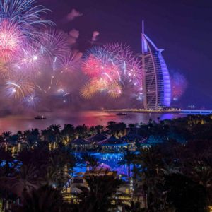 Dubai Honeymoon Packages Jumierah Al Qasr At Madinat Jumierah Fireworks