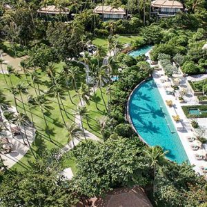 Thailand Honeymoon Package Banyan Tree Samui Pool Bar1