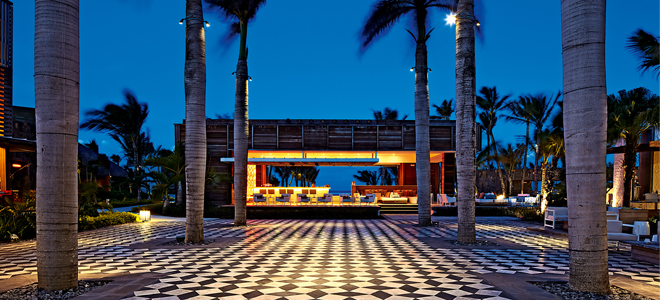 long beach mauritius piazza and late night dining