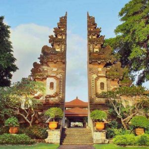 Bali Honeymoon Packages Nusa Dua Beach Hotel & Spa Hotel Gate By Day
