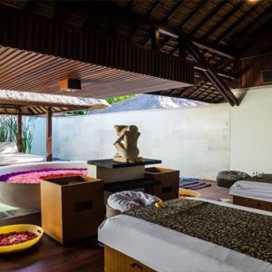 Bali Honeymoon Packages Nusa Dua Beach Hotel & Spa Spa Bath Room