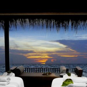 Overwater Couple Spa Treatment The Residence Maldives At Falhumaafushi Maldives Honeymoons