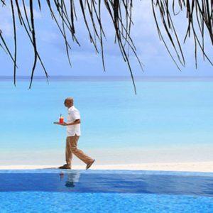 Pool Butler Service The Residence Maldives At Falhumaafushi Maldives Honeymoons