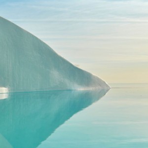 2 SUN ROCKS SUITE WITH PRIVATE POOL - sun Rocks Hotel Santorini - luxury santorini honeymoon packages