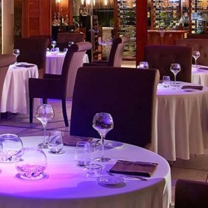 Dining 6 - InterContinental Bora Bora Resort and Thalasso Spa - Luxury Bora Bora honeymoon Packages