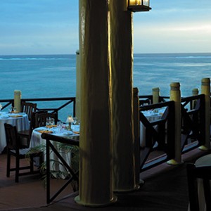 Shangri-la-Fijian-restaurant2