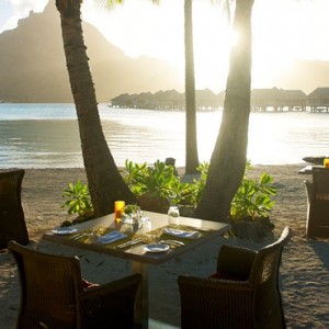 The Sands Restaurant - InterContinental Bora Bora Resort and Thalasso Spa - Luxury Bora Bora honeymoon Packages