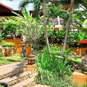 Thailand Honeymoon Packages Rockys Boutique Resort, Koh Samui Lush Garden