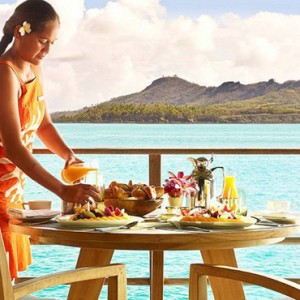 dining 3 - Four Seasons Bora Bora - Luxury Bora Bora Honeymoon Packages