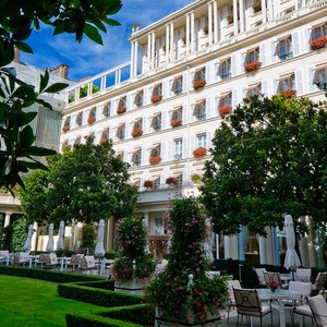 Hotel Le Bristol - garden view