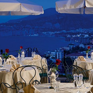 Grand Hotel Capodimonte - Italy Honymoon Packages - dining