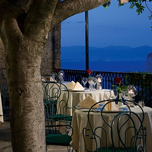 Grand Hotel Capodimonte - Italy Honymoon Packages - restaurant