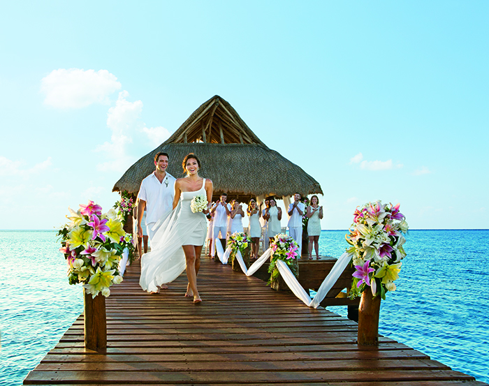 Your Guide to a Wedding Abroad - Wedding Day