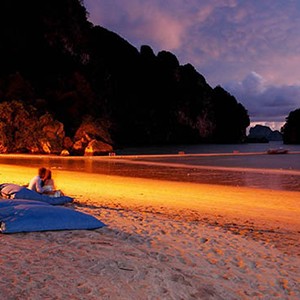 centara grand beach resort Krabi - Thailand honeymoon packages - private dining beach