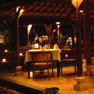 Pavilions, Bali - bali honeymoon - restaurat