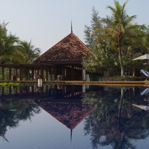 Tanjong Jara - Penang Honeymoon - pool