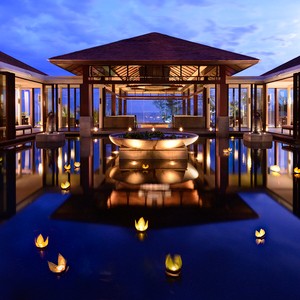 Banyan Tree Lang Co - Vietnam Honeymoon Packages - fountain