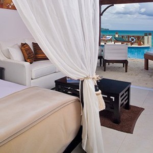 Calabash Cove - St Lucia Honeymoon Packages - Bedroom