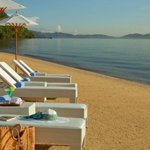 Gaya Island Borneo - Malaysia Honeymoon - beach