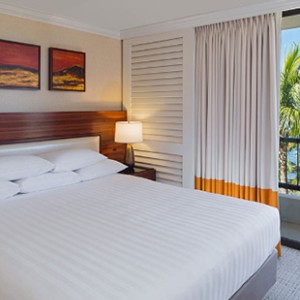 Hyatt Regency Maui - Hawaii Honeymoon Packages - bedroom