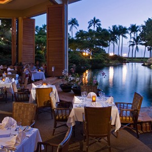 Hyatt Regency Maui - Hawaii Honeymoon Packages - restaurant