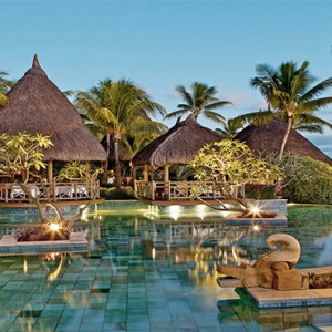 La Pirogue Resort and Spa - Luxury Mauritius Honeymoon Packages - Pool2