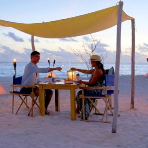 Maldives Honeymoon Packages Six Senses Laamu Barbecue Sandbank Dining