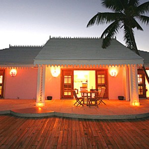 Pink Sands - Bahamas Honeymoon Packages - beach house