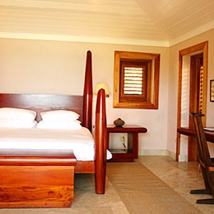 Pink Sands - Bahamas Honeymoon Packages - bedroom