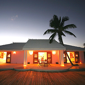 Pink Sands - Bahamas Honeymoon Packages - thumbnail