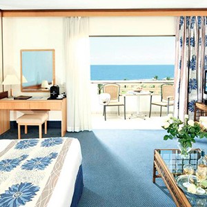 Athena Royal Beach - Cyprus Honeymoon Packages - bedroom