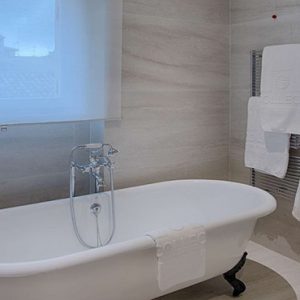 Bathtub Hotel NH Collection Palazzo Verona Italy Honeymoons