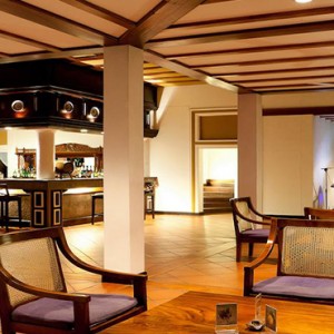 Cinnamon Lodge Habarana - Luxury Sri Lanka Honeymoon Package - Bar