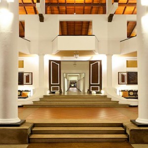 Cinnamon Lodge Habarana - Luxury Sri Lanka Honeymoon Package - Hotel entrance