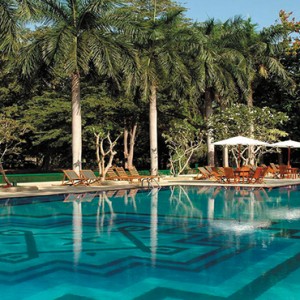 Sri Lanka Honeymoon Package - Cinnamon Lodge Habarana - swimming pool1