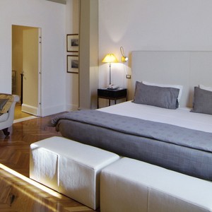 Grand Hotel Baglioni Florence - Italy Honeymoon Packages - bedroom