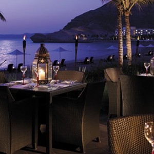 Shangri-La Barr Al Jissah - night dining