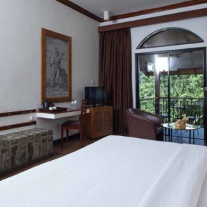 Sri Lanka Honeymoon Packages Earls Regency Kandy Sri Lanka Deluxe Room 2