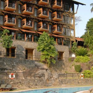 Sri Lanka Honeymoon Packages Earls Regency Kandy Sri Lanka Pool 4