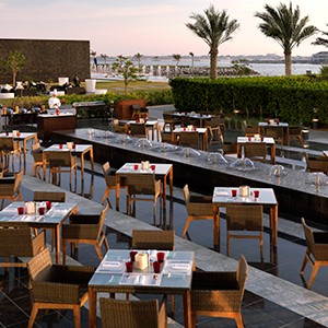 fairmont Bab Al Bahr abu dhabi - Abu Dhabi Honeymoon - dining
